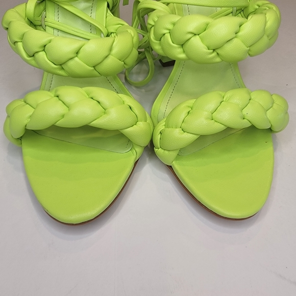 Schutz Zarda High Block Heels Green Fresh Like New! Never Worn Size 7.5B - Picture 7 of 13
